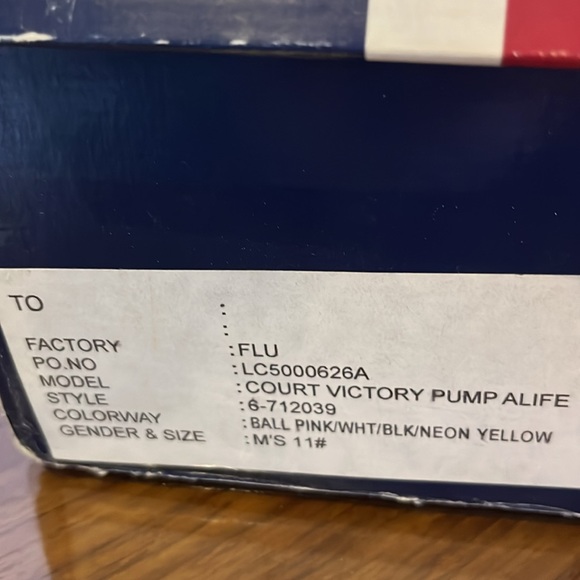 REEBOK COURT VICTORY PUMP A-LIFE - Picture 10 of 10